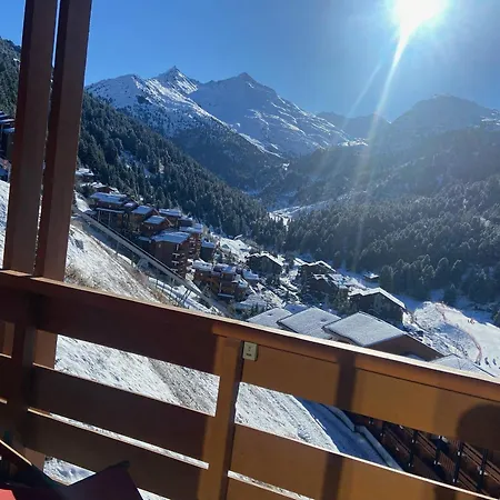 Familial A Meribel, Balcon, Casier A Skis, Parking Privatif - Fr-1-355-237 Les Allues